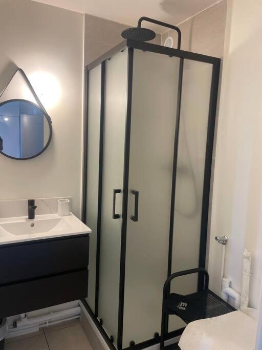 Grand Appart Traversant/ 10Mn Gare De Lyon/ Chic Apartment อัลฟอร์วิลล์ ภายนอก รูปภาพ